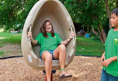 Application des éléments Rosta pour les aires de jeux Application des éléments Rosta pour les aires de jeux